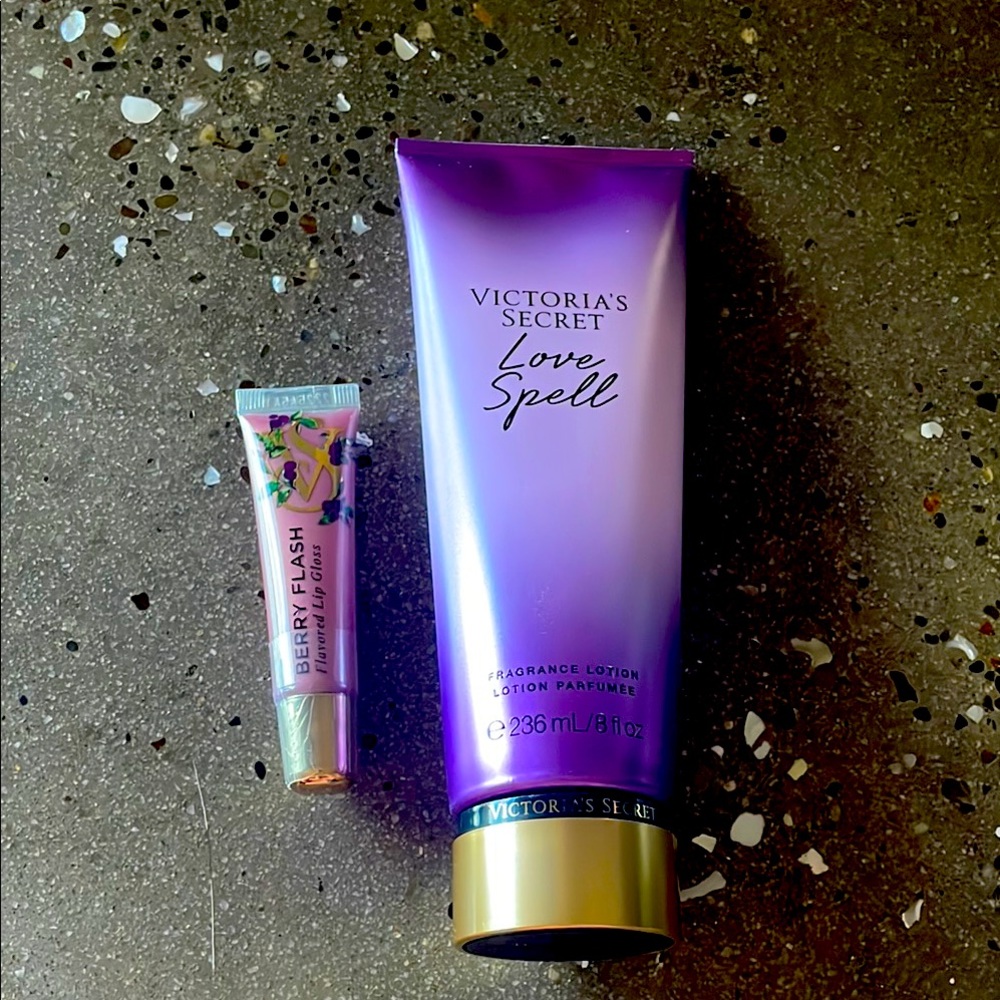 Victoria's Secret Love Spell Lotion and Berry Flash Gloss Set